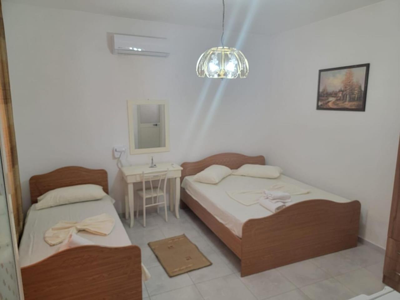 Vila Islami Durrës Esterno foto