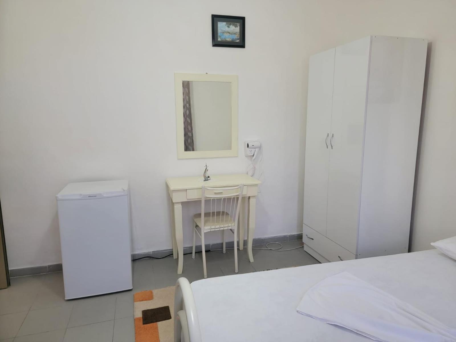 Vila Islami Durrës Esterno foto