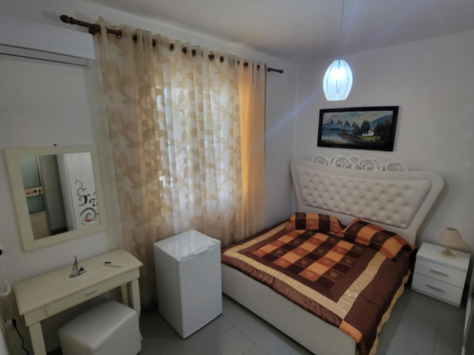 Vila Islami Durrës Esterno foto