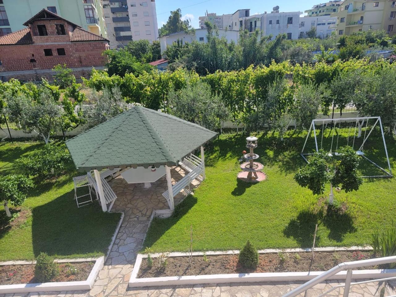 Vila Islami Durrës Esterno foto