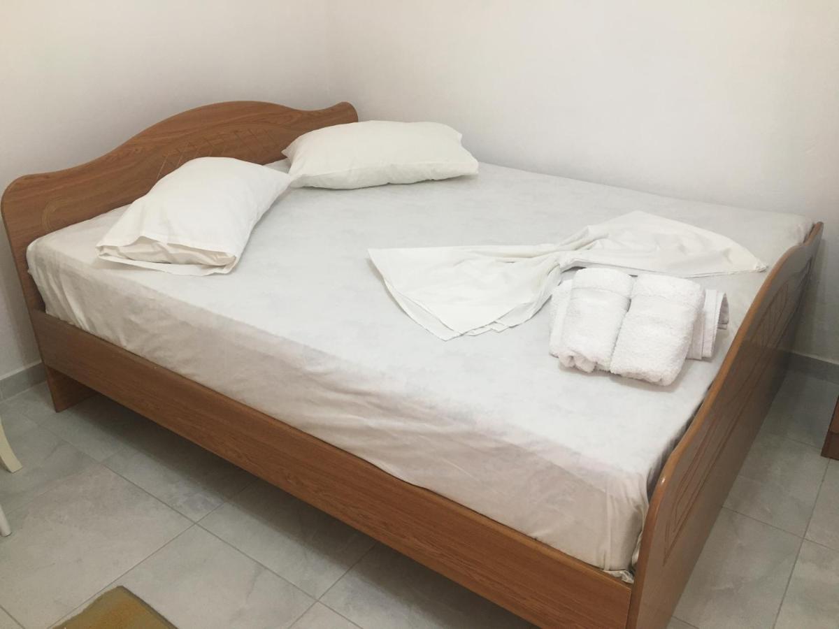 Vila Islami Durrës Esterno foto
